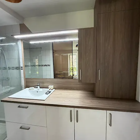 Buda Luxury Jacuzzi Βουδαπέστη